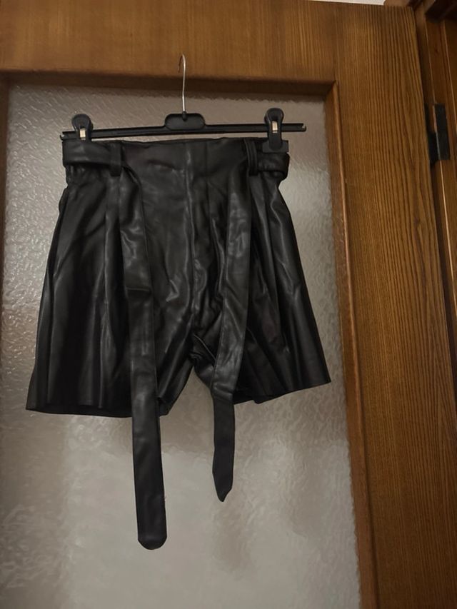 Pantaloncino ecopelle