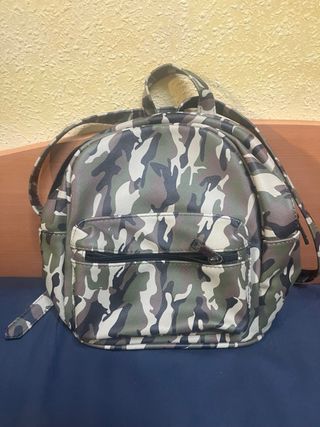 Mochila militar nueva 