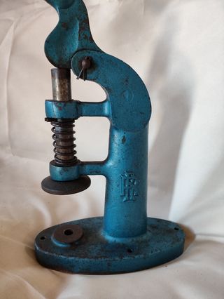 M.forrar botones con gran juego de troqueles