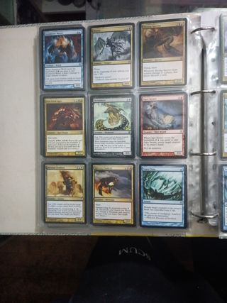 MTG: DUEL DECKS AJANI  VS NICOL BOLAS 