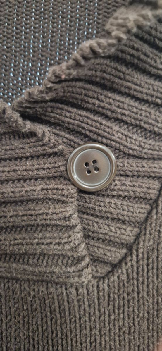 Suéter marrón
