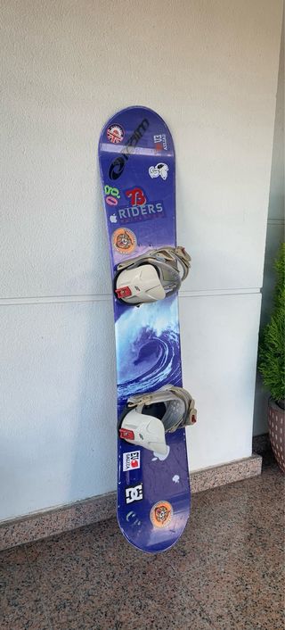 Tabla snowboard y fijaciones