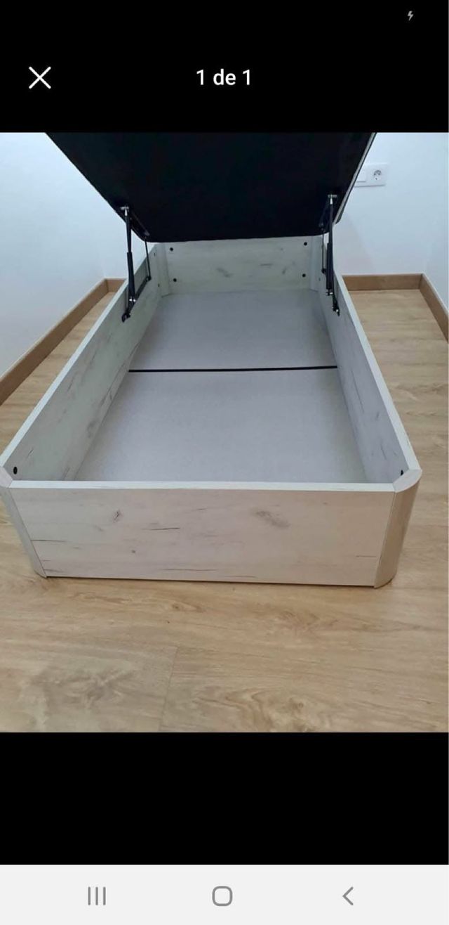 roupeiros e sofás e colchões