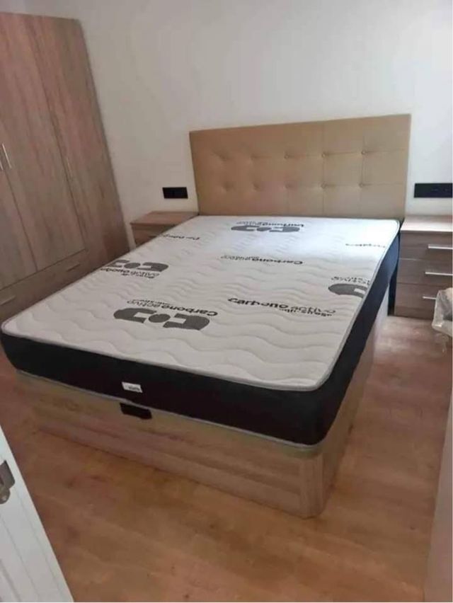 roupeiros e sofás e colchões