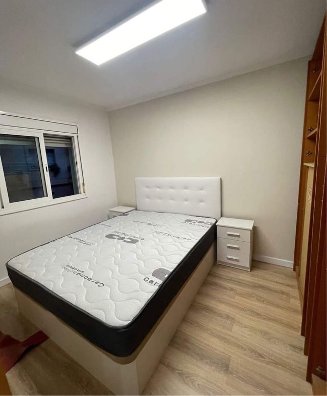 armarios y canapés y colchones