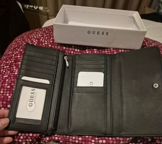 Monedero Guess