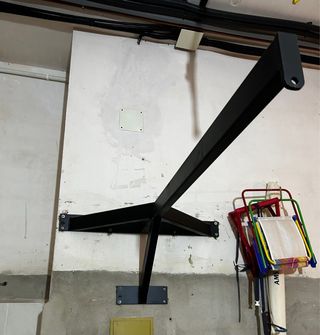 Estructura de Hierro “Gancho Saco De Boxeo”