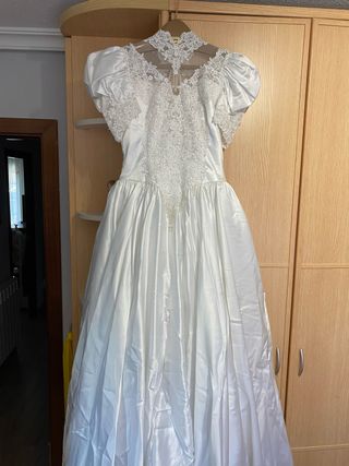 Vestido de novia de pedrería