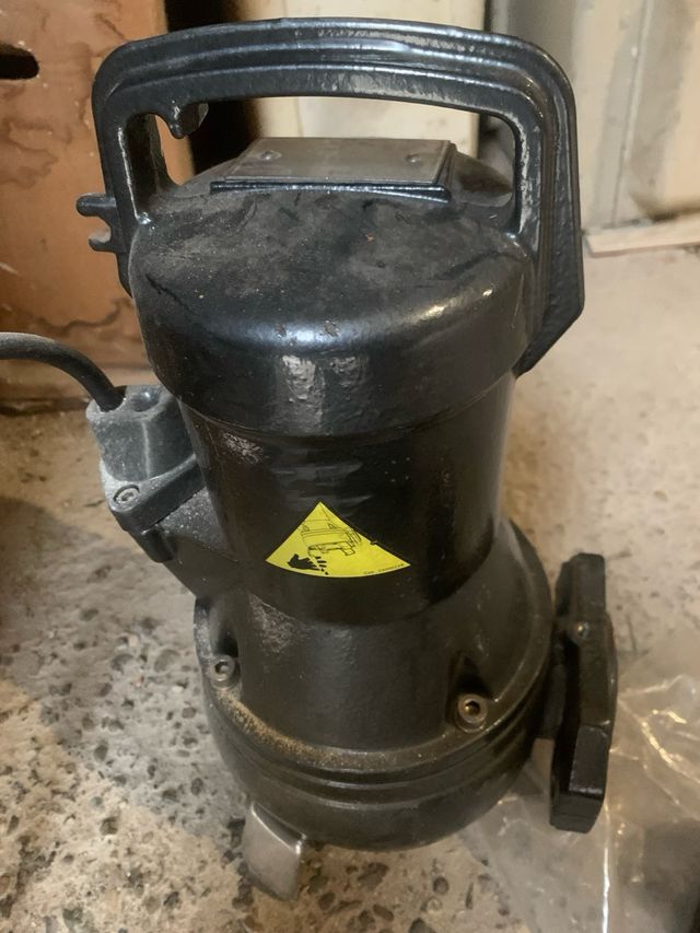 Bomba trituradora de aguas fecales y aguas limpias