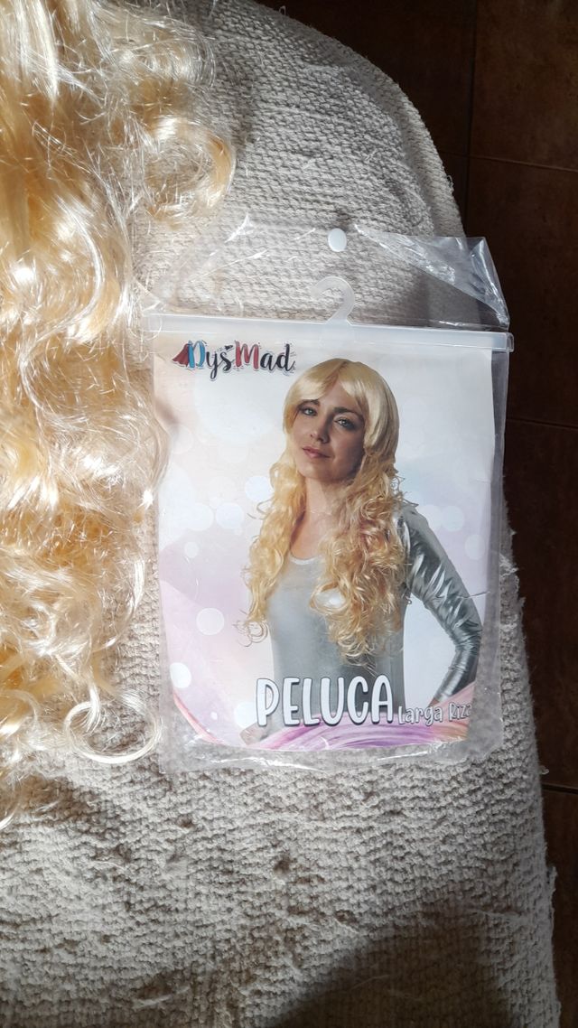 Peluca carnaval larga rubia rizada