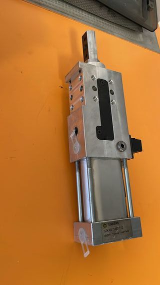 Tünkers (centratore pneum) SZK 40.1 A32 T12 50 Hu