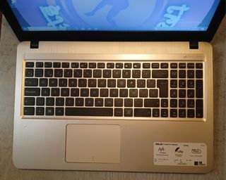 ORDENADOR PORTÁTIL ASUS X540 L 15"PULG.