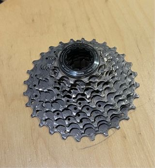 Piñon cassette dura ace 11v r9100 y  cadena hg701 