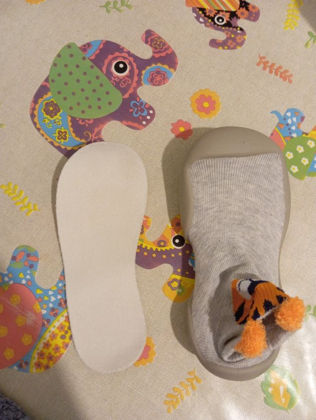 Zapatillas respetuosas 26-27