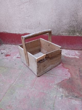Cubo antico in legno