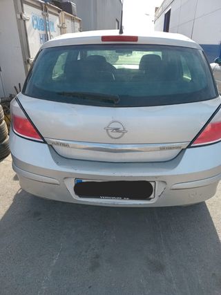 DESPIECE OPEL ASTRA H 2006