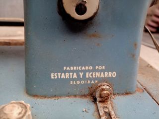 Maquina coser antigua sigma