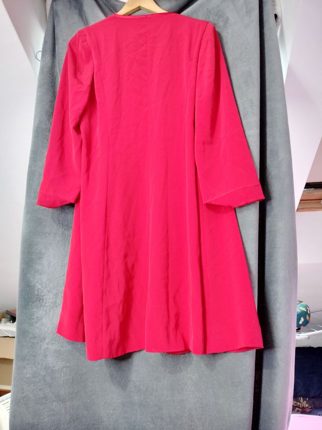 Chaqueta larga pronovias traje de color rojo