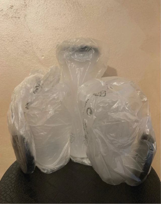 Contenitori con tovaglia