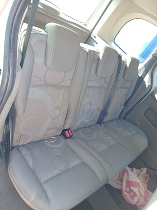 DESPIECE RENAULT KANGOO 2010