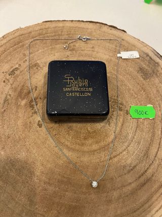 colgante con diamante y cadena oro blanco