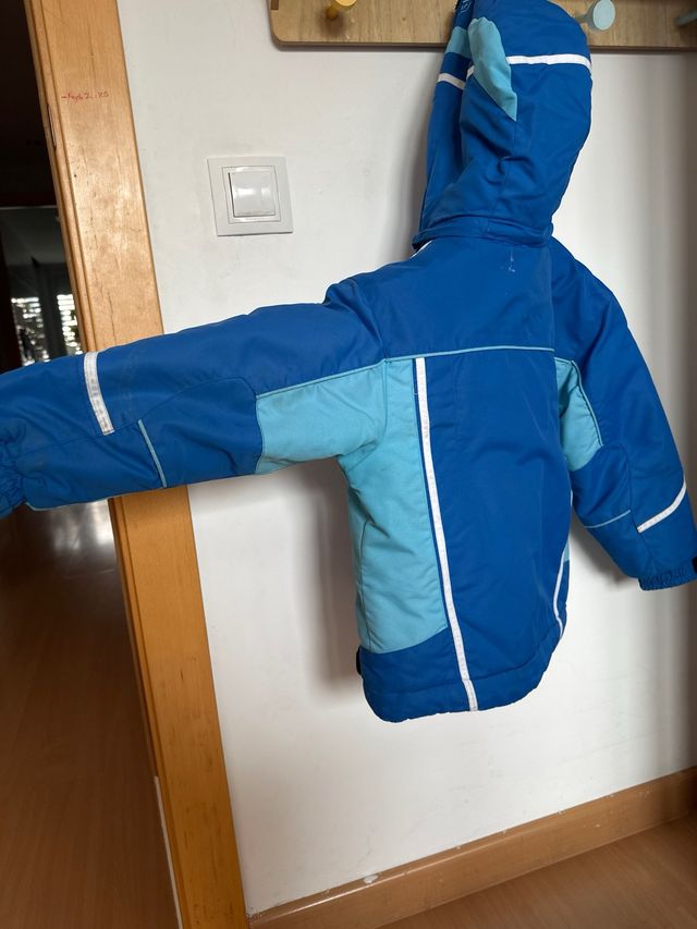 Chaqueta de esquí marca BRUGI niño 5 o 6 años