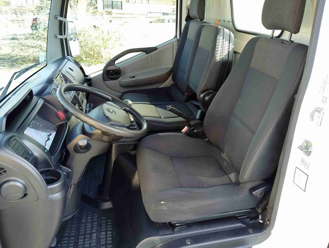 Nissan NT400 Cabstar Volquete basculante