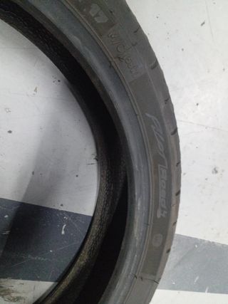 Neumático moto Michelin piloto road 4