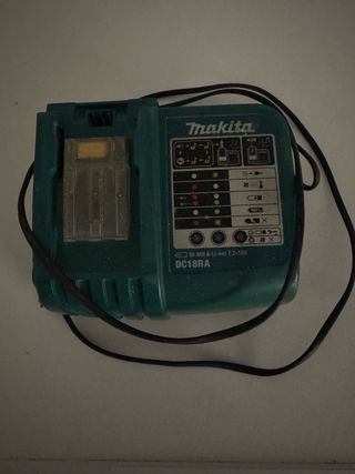 CARGADOR MAKITA
