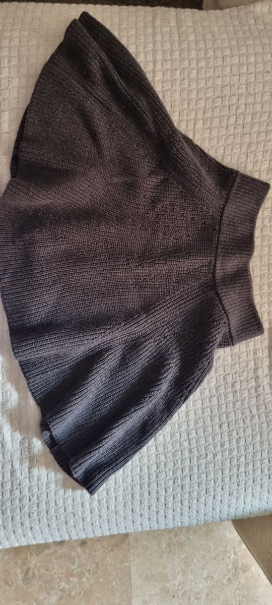 Lote faldas y pantalón niña 11-12