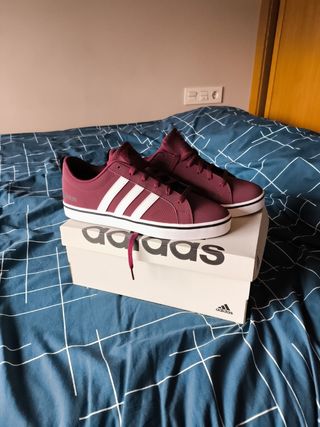 Zapatillas adidas sin estrenar