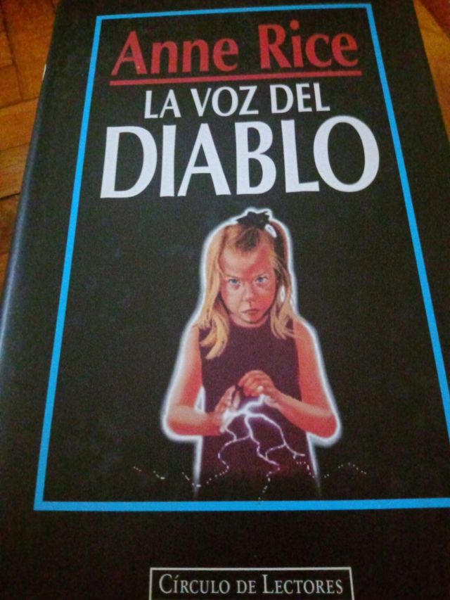 La voz del Diablo. Traducción de Camila Batlles Vinn.