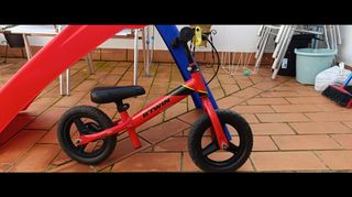 Bicicleta para niños sin pedales 