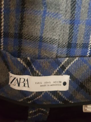 Conjunto pantalón y sobrecamisa  Zara