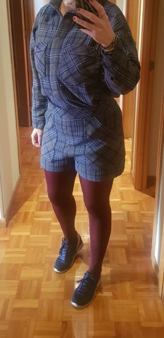 Conjunto pantalón y sobrecamisa  Zara