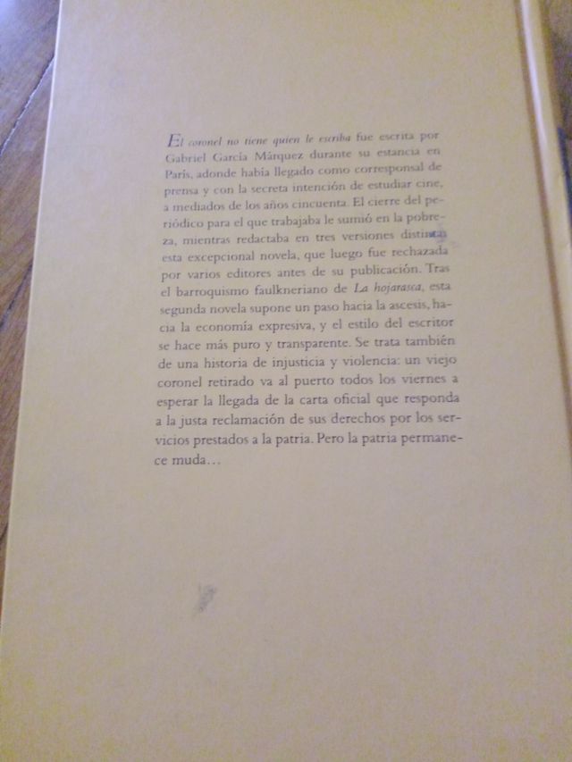 EL CORONEL NO TIENE QUIEN LE ESCRIBA