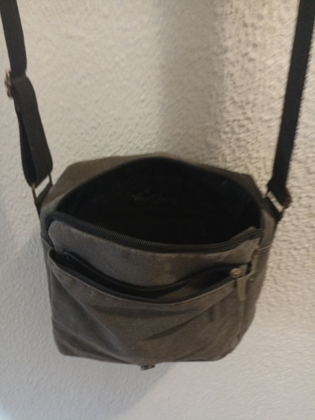 Bolso de hombre cuatro bolsillos