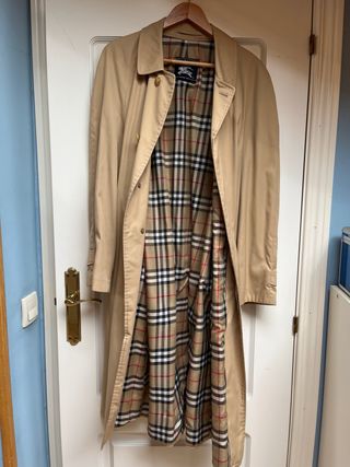 Gabardina Burberry caballero