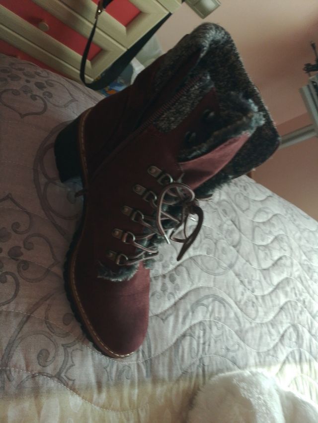 Botín alto de mujer con pelo