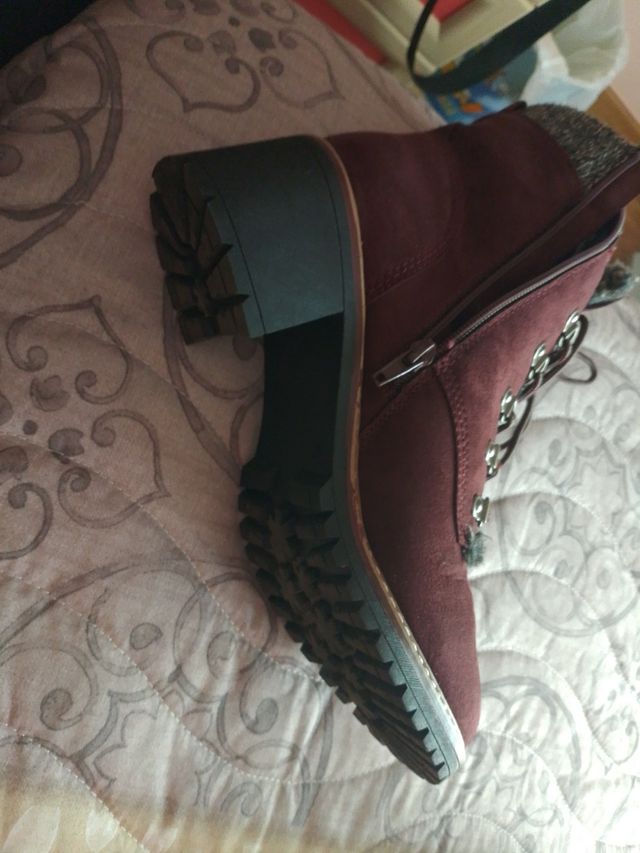 Botín alto de mujer con pelo