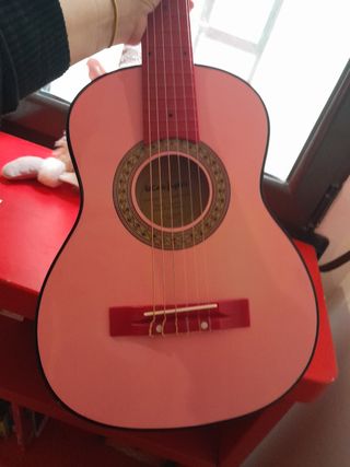 Guitarra Rosa Eduland