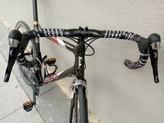 ¡OFERTA!. Bicicleta carbono Goka carretera.