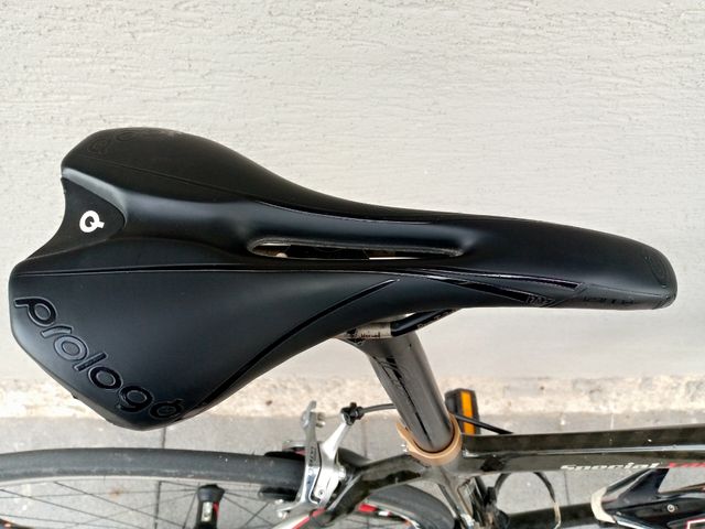 ¡OFERTA!. Bicicleta carbono Goka carretera.