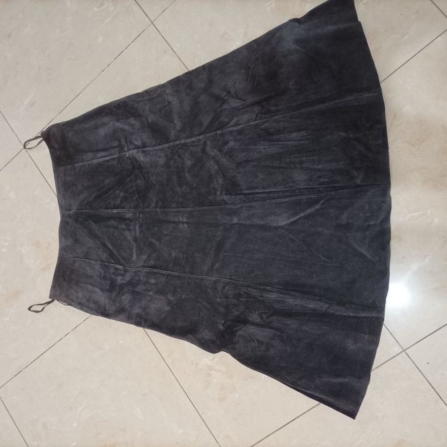 Gonna donna in pelle scamosciata 