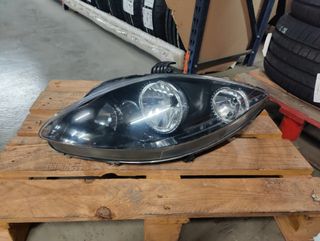 Faro derecho Seat León 