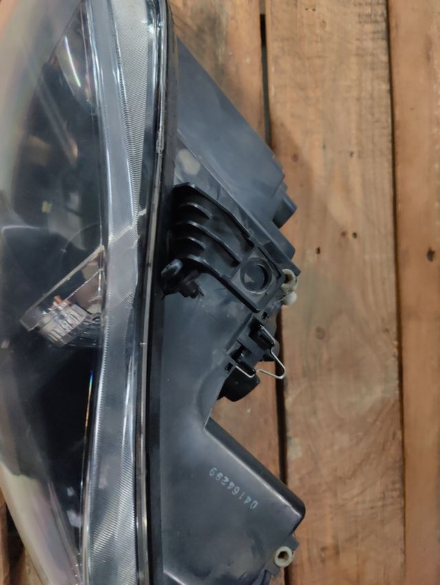 Faro derecho Seat León