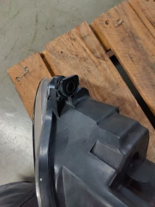 Faro derecho Seat León 