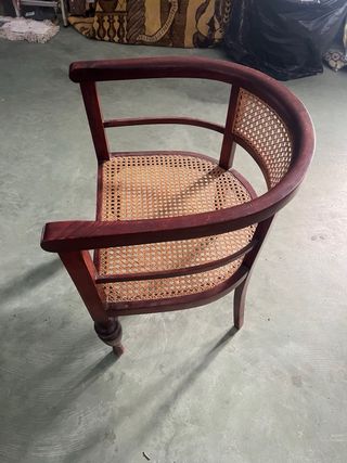 Silla sillon descalzadora butaca madera ratan