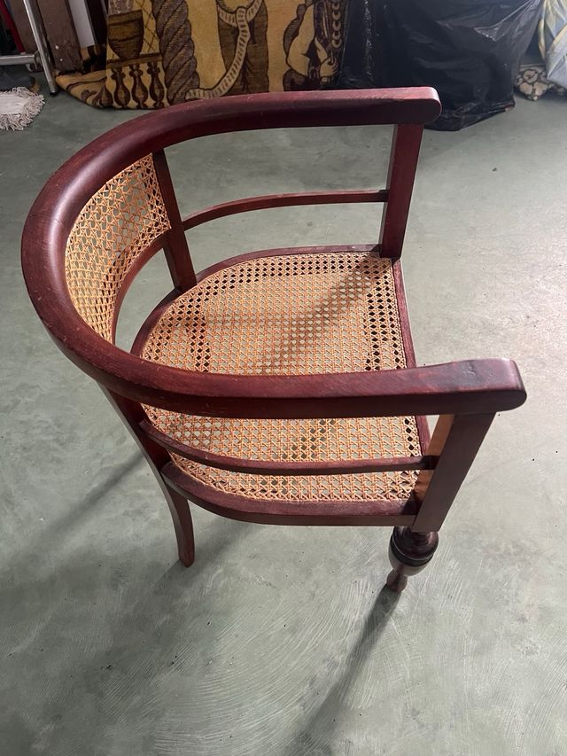 Silla sillon descalzadora butaca madera ratan