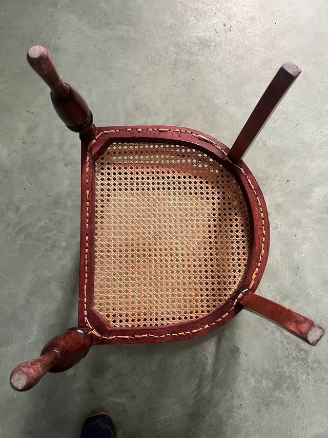 Silla sillon descalzadora butaca madera ratan